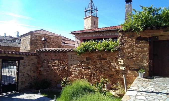 Valdespino de Somoza Hotel | La Posada de Toribia