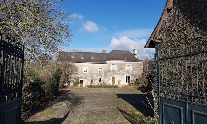 Pierric House | La première pierre