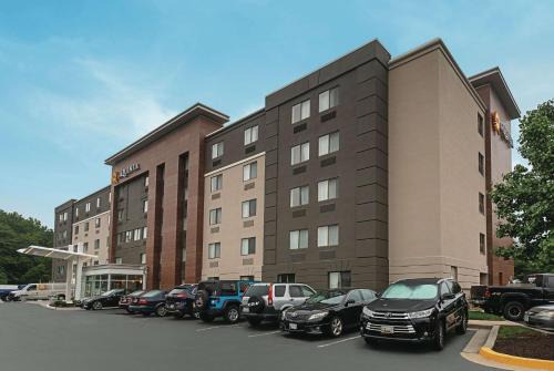 Linthicum Heights Hotel | La Quinta by Wyndham Baltimore BWI Airport