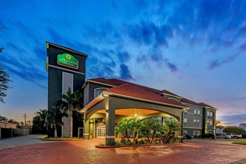 Alamo Hotel | La Quinta by Wyndham Alamo-McAllen East