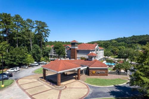 Hoover Hotel | La Quinta by Wyndham Birmingham Hoover