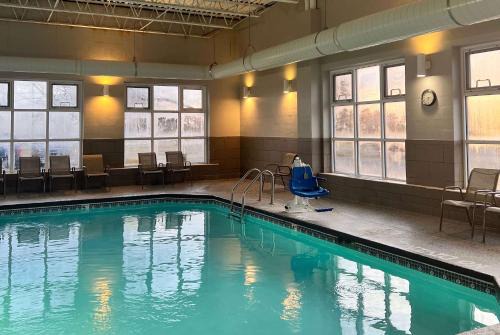 Utica Hotel | La Quinta by Wyndham Detroit Utica