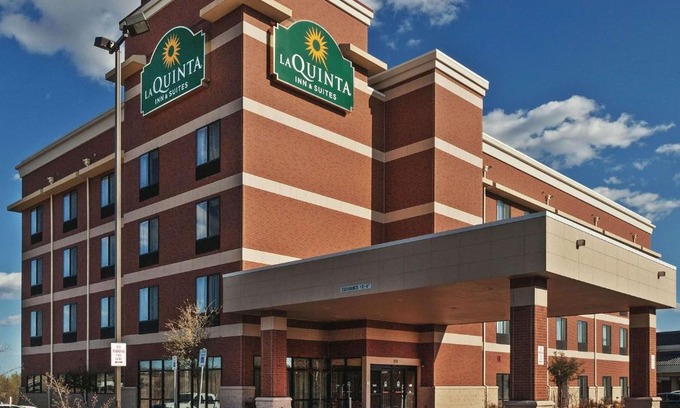 Edmond Hotel | La Quinta by Wyndham Edmond