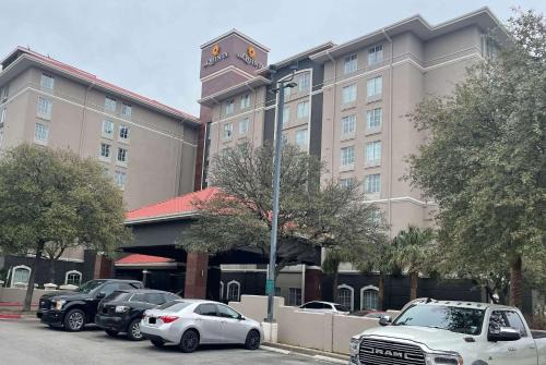 Shearer Hills - Ridgeview Hotel | La Quinta by Wyndham San Antonio Airport