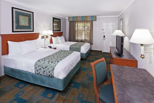 Parker Lane Hotel | La Quinta Inn by Wyndham Austin Oltorf