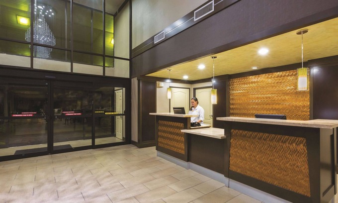 St. Johns Hotel | La Quinta Inn by Wyndham Austin North