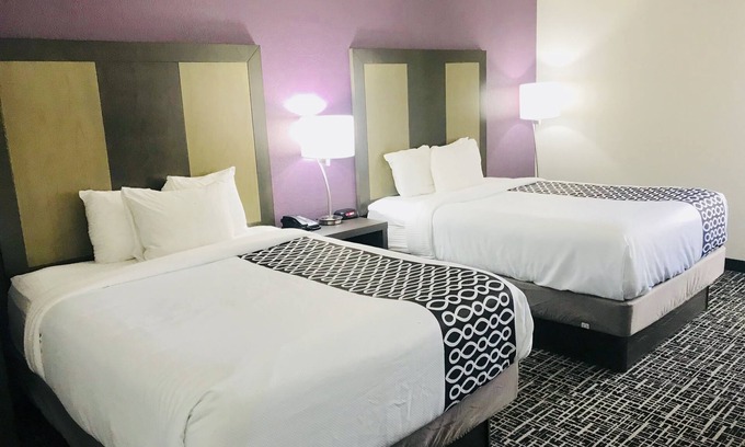 Davenport Hotel | La Quinta Inn by Wyndham Davenport & Conference Center
