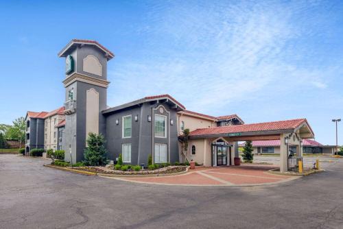 Lenexa Hotel | La Quinta Inn by Wyndham Kansas City Lenexa
