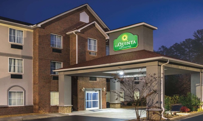 Rome Hotel | La Quinta Inn & Suites by Wyndham Rome