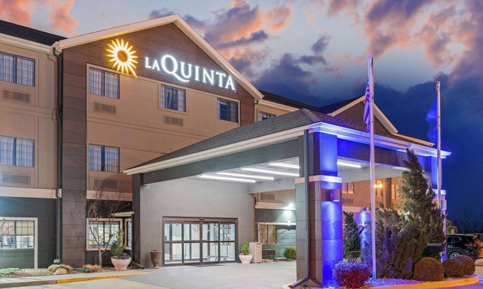 Ada Hotel | La Quinta Inn & Suites by Wyndham Ada