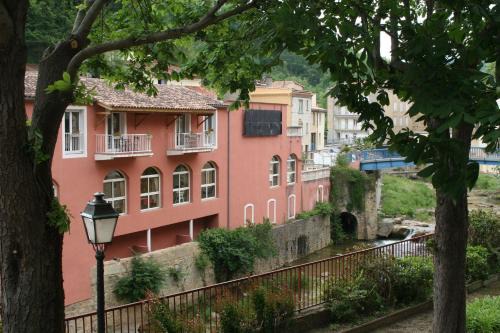 Rennes-les-Bains Bed & Breakfast | La résidence des bains forts