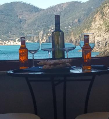 Vernazza Apartment | La Randa apartment