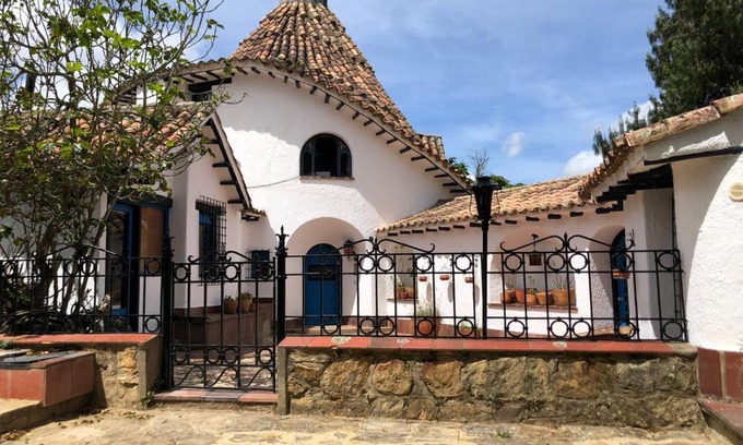 Guatavita House | La Ronda