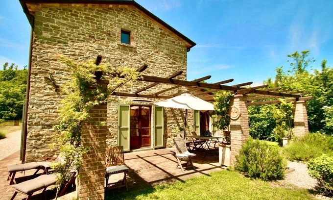 Pietralunga Other | La Rondinaia: 3 bed, 3 bath beautifully presented private house pool, free wifi