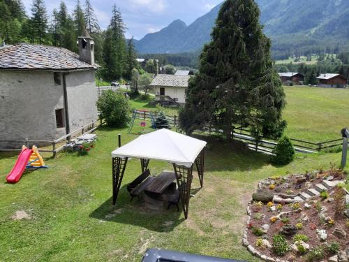 Periasc Apartment | La Rondine - Appartamento Panoramico 6 Posti Letto In Villetta
