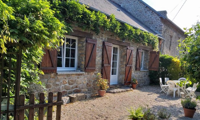 Champeaux House | La saunière - Chez Hélène - Gîtes en baie