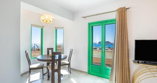Lefkos Villa | La Scala Luxury Villa Maria Callas with jacuzzi