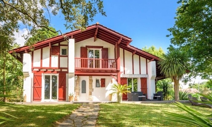 Saint-Pee-sur-Nivelle House | La Senpere - Maison à 20min de Saint Jean de Luz