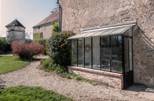 Bard-les-Epoisses Apartment | La serre