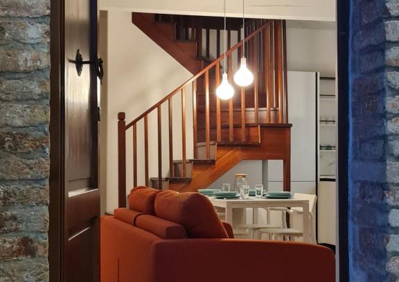 Jesi Apartment | La serva padrona