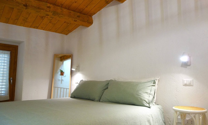 Capodarco House | La Smeraldina: your home within walking distance of everything!