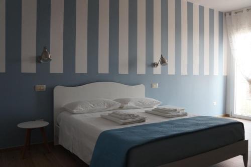 Fermo Bed & Breakfast | La Sperella Bed and Breakfast