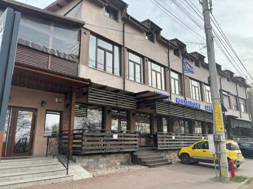 Onesti Hotel | La Strada