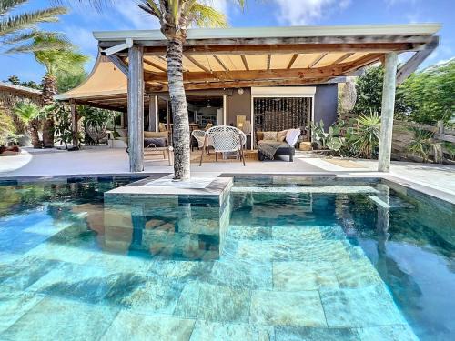 Oyster Pond House | La Sucriere sea view swimming pool open-air atmospher