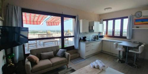 Porta Cremona-Volta Apartment | La Suite attico metro' Volta