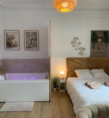 Poitiers Apartment | La Suite Bohème