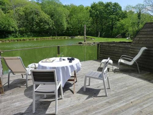 Tremeoc House | La Suite du Pêcheur, balnéo et terrasse privative. Entre terre et mer