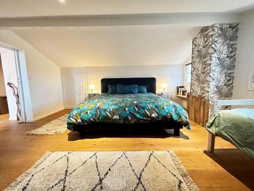 Saint-Martin-de-Londres Apartment | La Suite