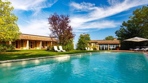 Monteleone Villa | La Tana del Ghiro 18, Emma Villas