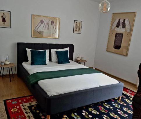 Sugag Apartment | La Tanti Coman