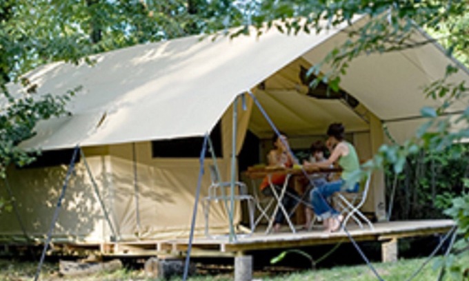 Dardilly RV Rental | La tente Toile & Bois Classic IV - Up to 4 people - 20 m² numero 8