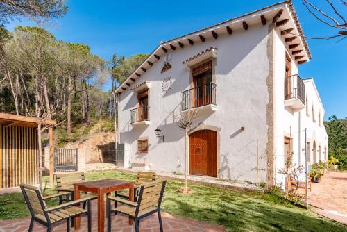 Can Ginebre Apartment | La Terraza - Großzügiges Appartment in Katalanischer Masia