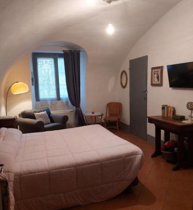 Casale Monferrato House | La Torre della Contessa