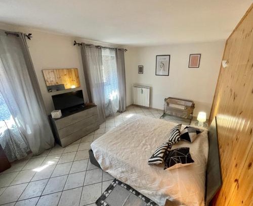 Arnad Apartment | La torre