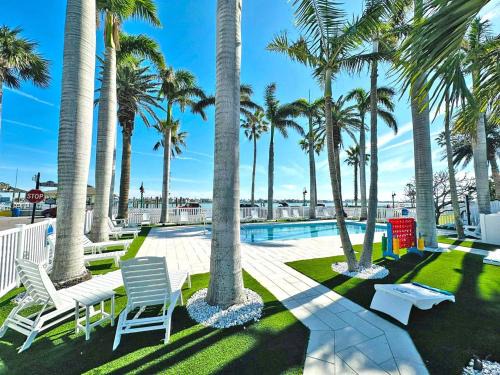 Pass-a-Grille Historic District Apartment | La Tortuga Historic Pass A Grille St Pete Beach 19