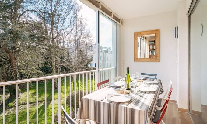 La Trinite-sur-Mer Apartment | La Trinité-sur-Mer: 3-room apartment with parking, near port and beaches