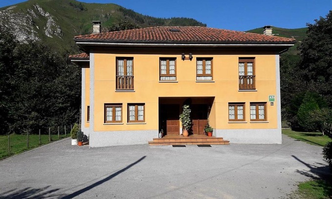 Cano House | La Vega del Sella