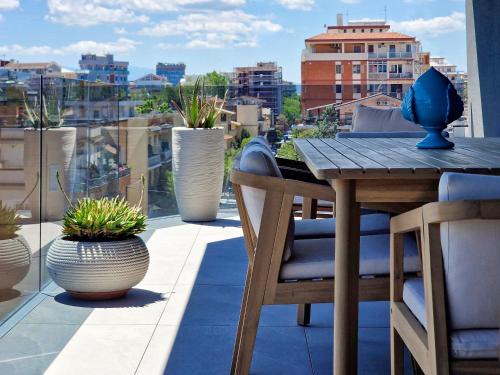 Pineta Apartment | La Vela Luxury Apartment