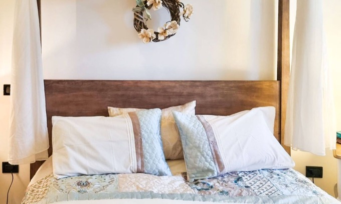 Paglieta House | La Vigna di Ranco Marco awaits you!