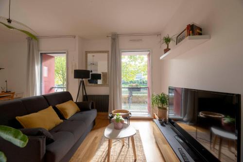 Bourg-l'Eveque Apartment | La Vilaine
