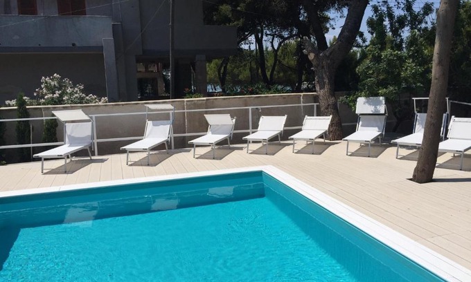 Taranto Apartment | La Villa Della Meda