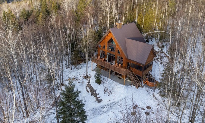Sainte-Beatrix Ski Chalet | La Villetta, relaxation, nature and spa