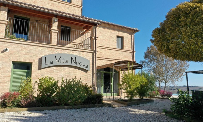 Morro d'Alba House | La Vita Nuova