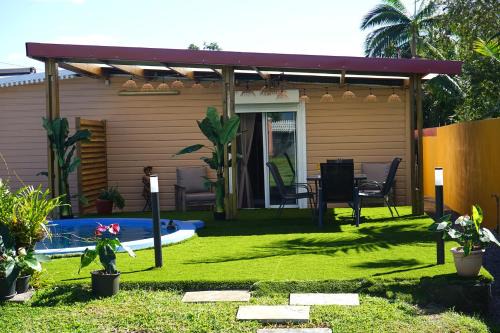 Sainte-Anne Ski Chalet | La VOLCANAISE