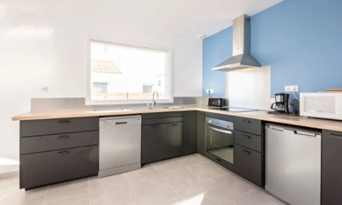 Prefailles House | La Yole - 2 steps from the beach and village (PMR)