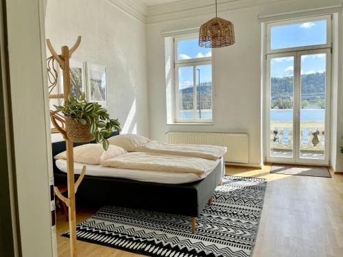 Mainz-Bingen Apartment | LaBed - Wohnen direkt an der Drosselgasse, stilvolle Ferienwohnung mit Rheinblick
